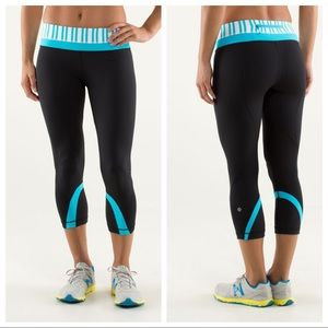 Lululemon Inspire Crop II Twin Stripe Spry Blue